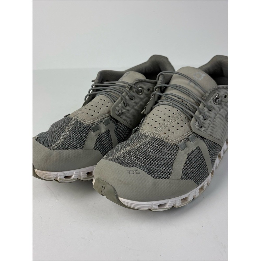 On Running Women's Cloud 5 Sneaker in Olive Gray